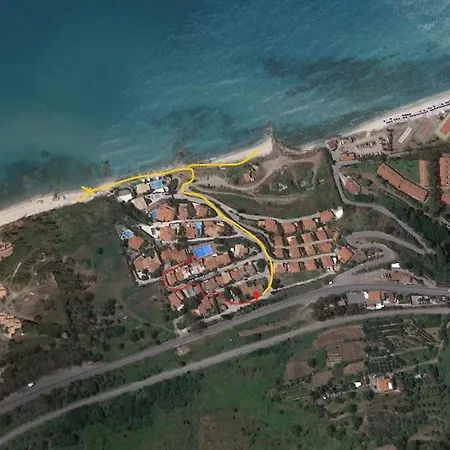 Casa Con Vista A Parghelia